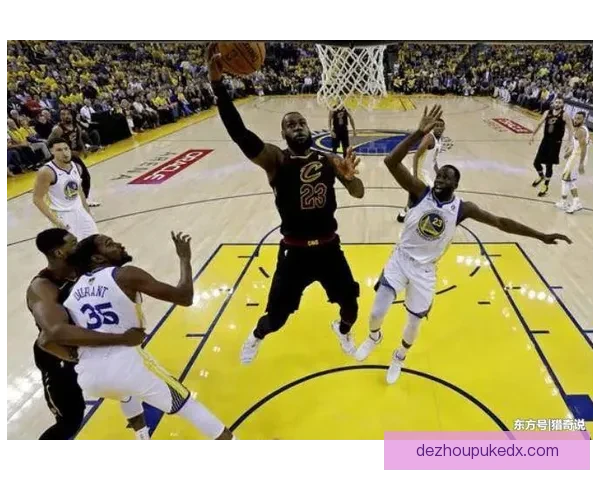 克雷夫与拉廷根激战僵持不下比赛结果平局分析